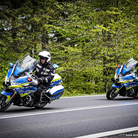 Policjanci na motocyklach