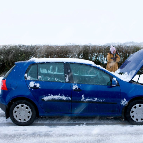 awaria samochodu zimą