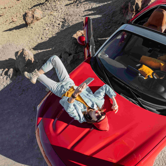 Nowe Ferrari Testarossa: Spełnienie marzeń z plakatu na żywo