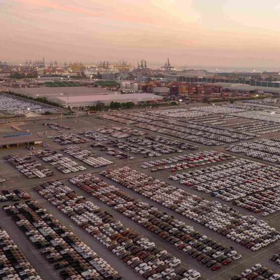 Industrial port