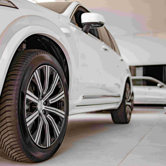volvo suv
