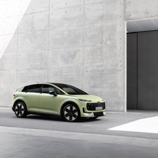 Audi A2 e-tron zużywa 12,8 kWh/100 km i przejeżdża do 646 km. Cena od 38 200 euro