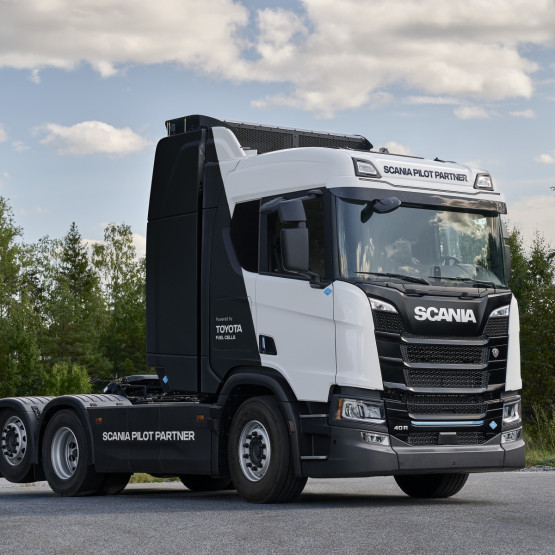 Toyota dostarczy Scanii ogniwa paliwowe do 40 ciężarówek. Testy ruszą w 2027 roku