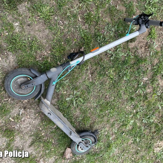 Hulajnoga elektryczna używana na drodze. Źródło: lubuska.policja.gov.pl.
